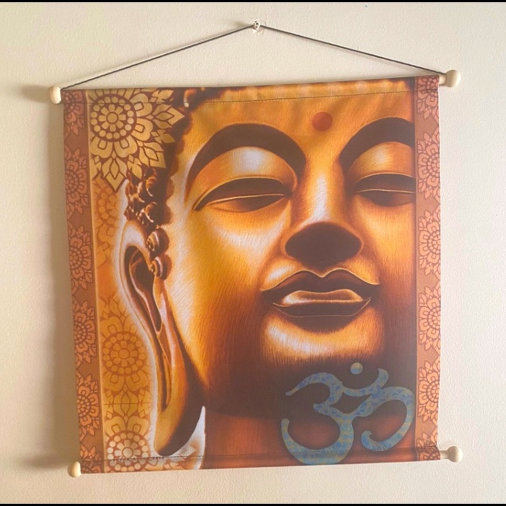 I’ve always loved this Reiki Tapestry. A nice look hanging in any room:D